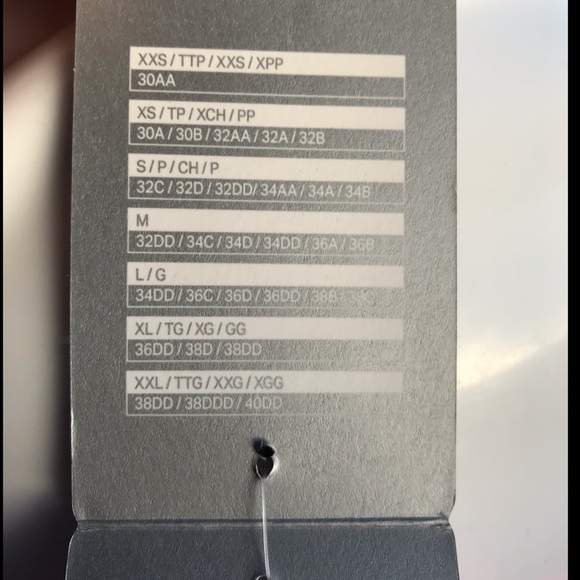 🌸 2 for $30 🌸 NWT Under Armour sports bra - Picture 4 of 4